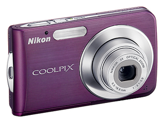 Illustration for article titled Nikon's CoolPix S600, S550, S520, and S210: Slim, Stylish and Plum Purty